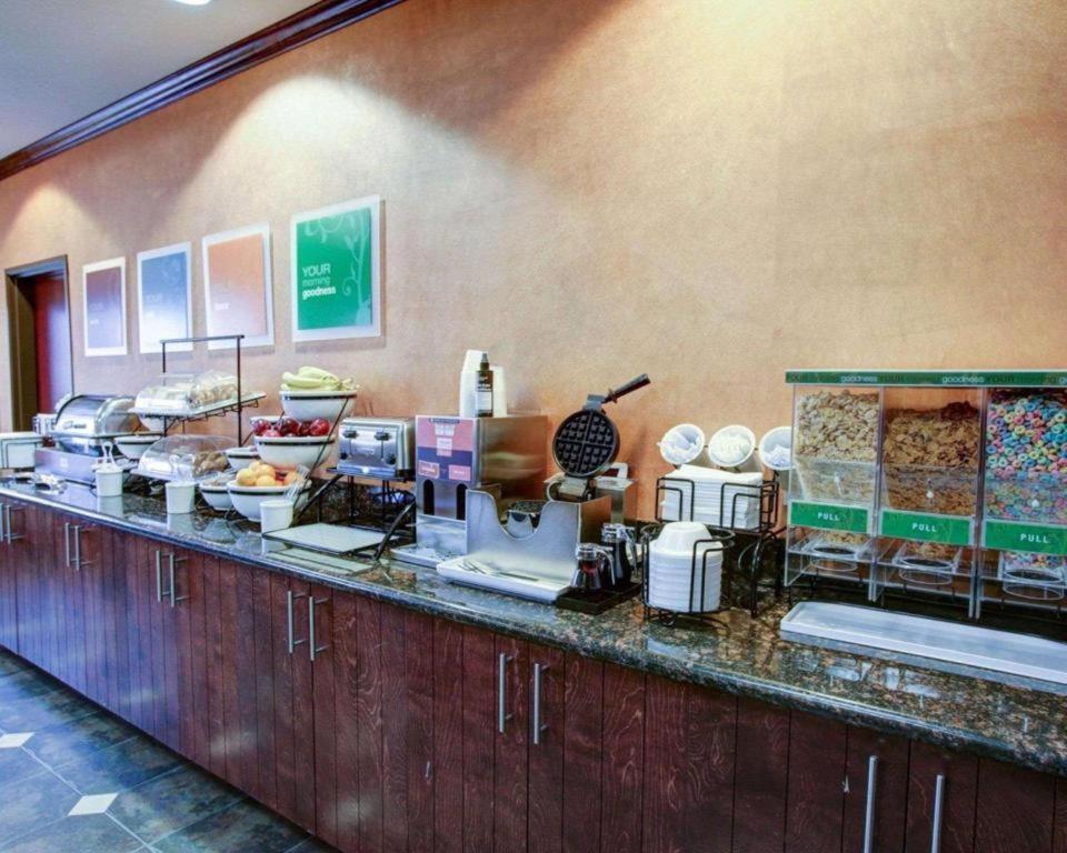 Comfort Inn & Suites Navasota Exteriör bild